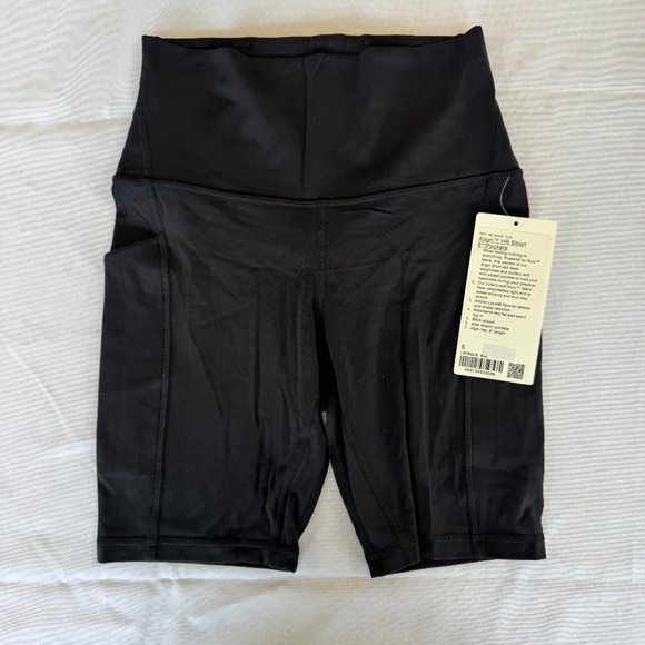 Lululemon Align High Rise Short 8" with Pockets Black Size 6 - Picture 2 of 9